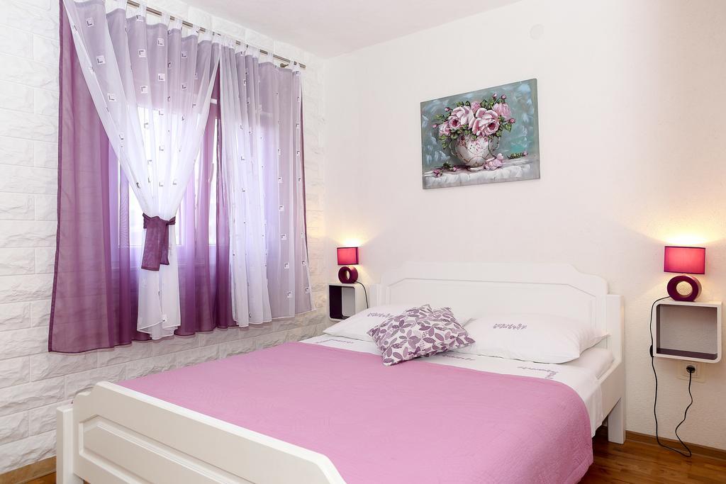 Apartment Rogosic Split