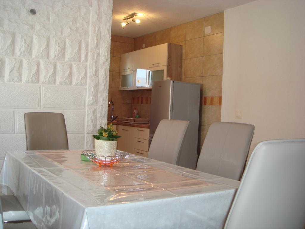 Apartment Rogosic Lejlighed